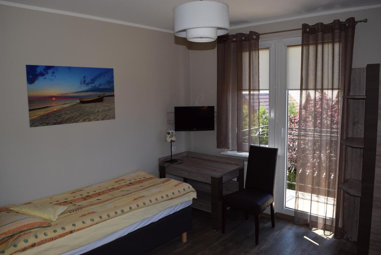 Kalmar Bed & Breakfast ดาร์โลฟโก ภายนอก รูปภาพ