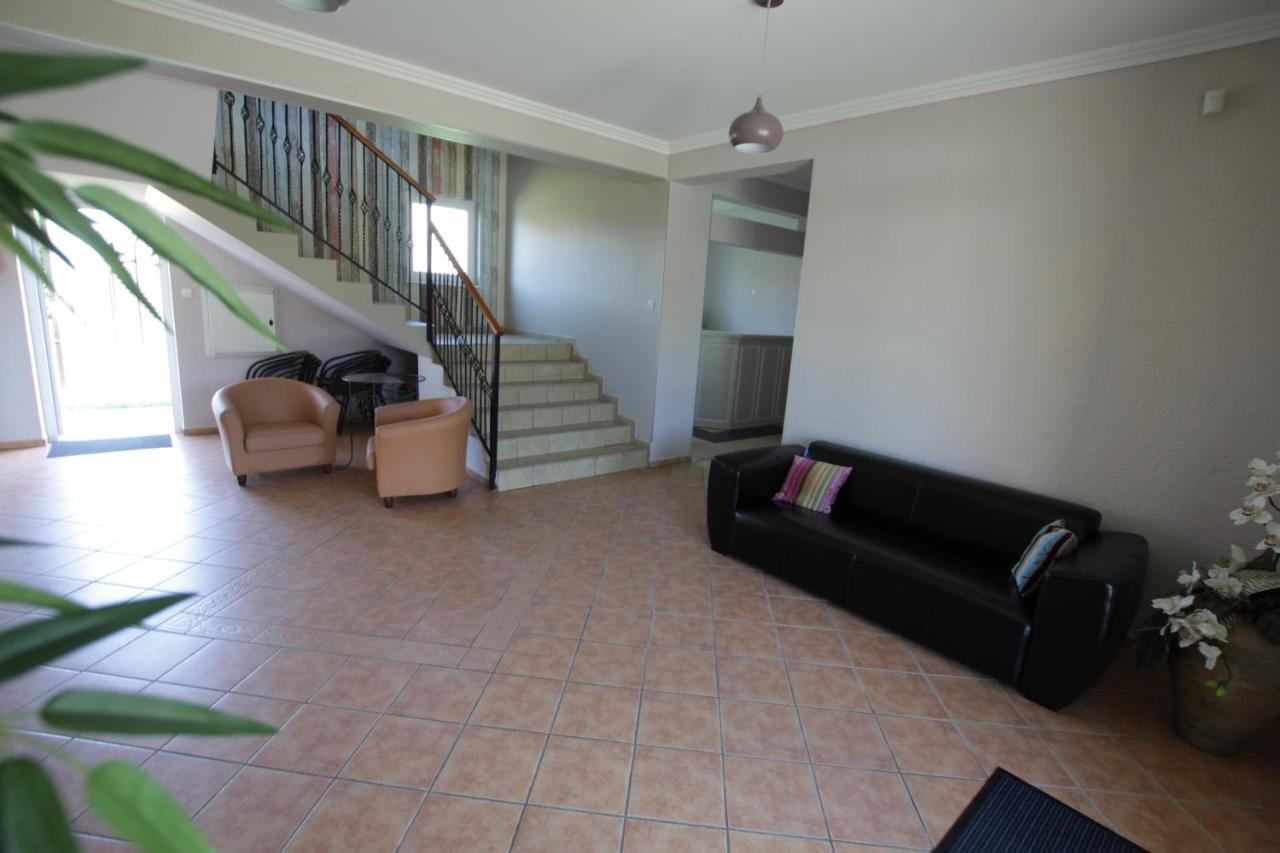 Kalmar Bed & Breakfast ดาร์โลฟโก ภายนอก รูปภาพ