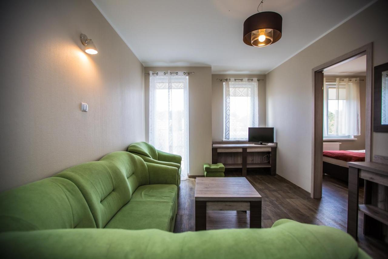 Kalmar Bed & Breakfast ดาร์โลฟโก ภายนอก รูปภาพ