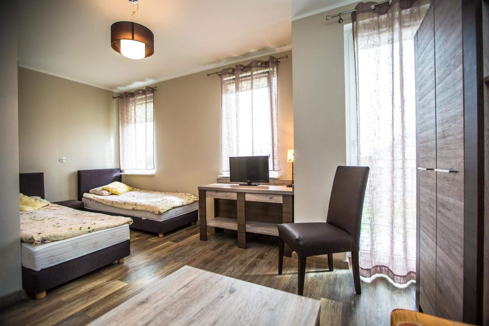 Kalmar Bed & Breakfast ดาร์โลฟโก ภายนอก รูปภาพ